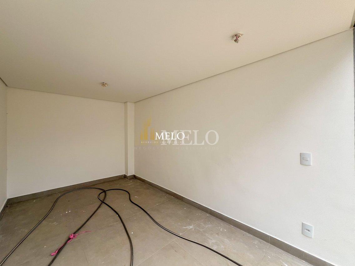 Belíssima casa Geminada Duplex a venda no Planalto por R$750.000,00 - Belo Horizonte - 