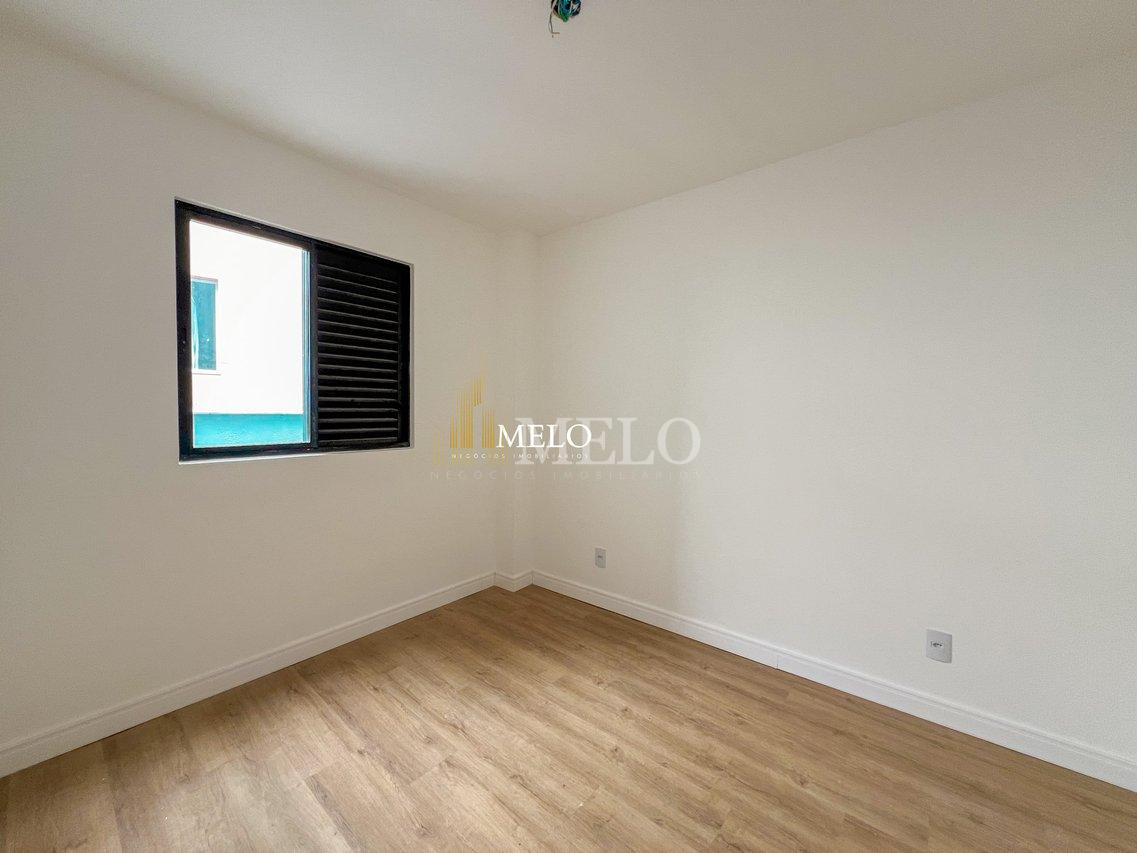 Belíssima casa Geminada Duplex a venda no Planalto por R$750.000,00 - Belo Horizonte - 