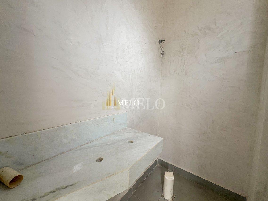 Belíssima casa Geminada Duplex a venda no Planalto por R$750.000,00 - Belo Horizonte - 