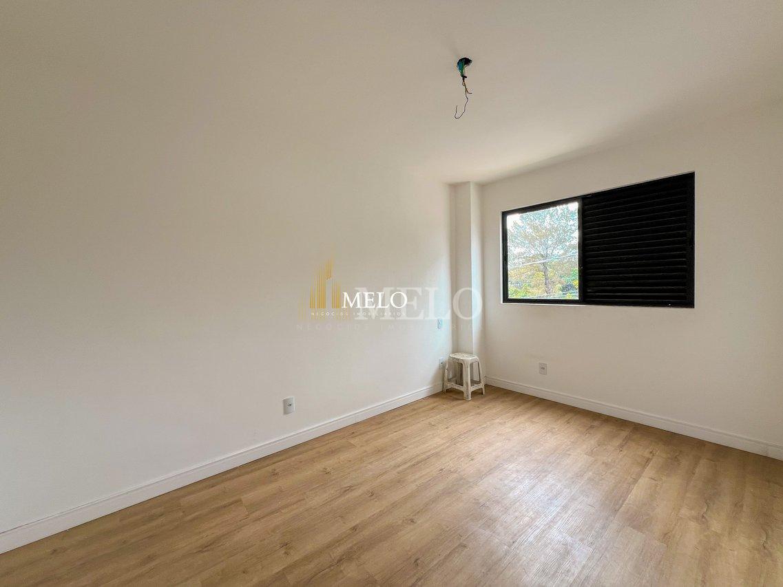 Belíssima casa Geminada Duplex a venda no Planalto por R$750.000,00 - Belo Horizonte - 