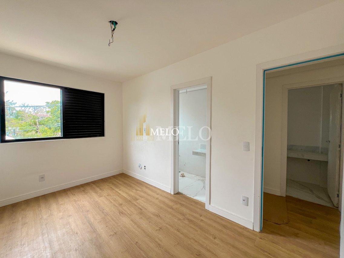Belíssima casa Geminada Duplex a venda no Planalto por R$750.000,00 - Belo Horizonte - 