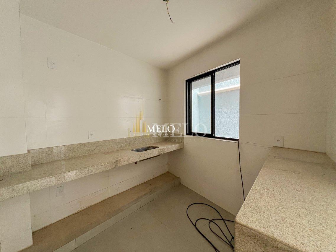 Belíssima casa Geminada Duplex a venda no Planalto por R$750.000,00 - Belo Horizonte - 