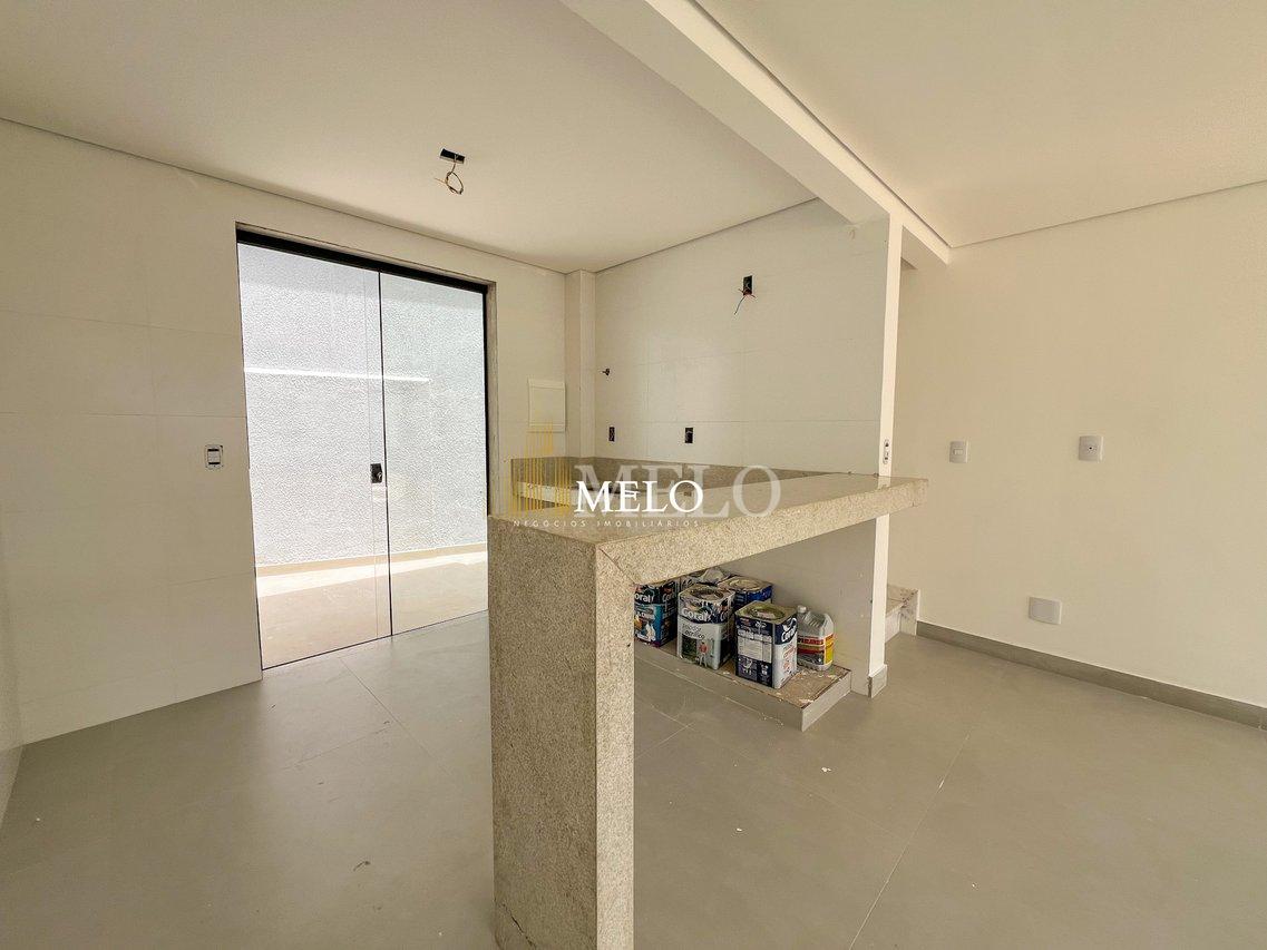 Belíssima Casa Geminada a venda no Planalto por R$ 780.000,00 - Belo Horizonte - 