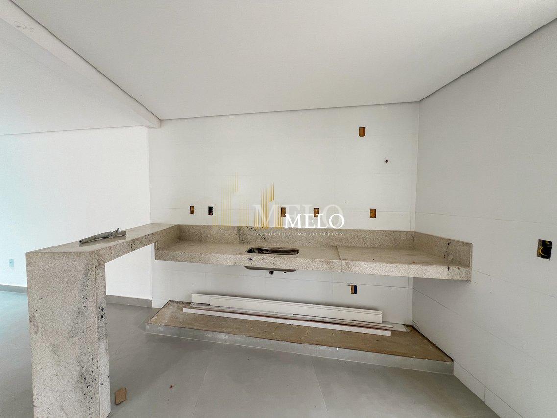 Belíssima Casa Geminada a venda no Planalto por R$700.000,00 - Belo Horizonte - 