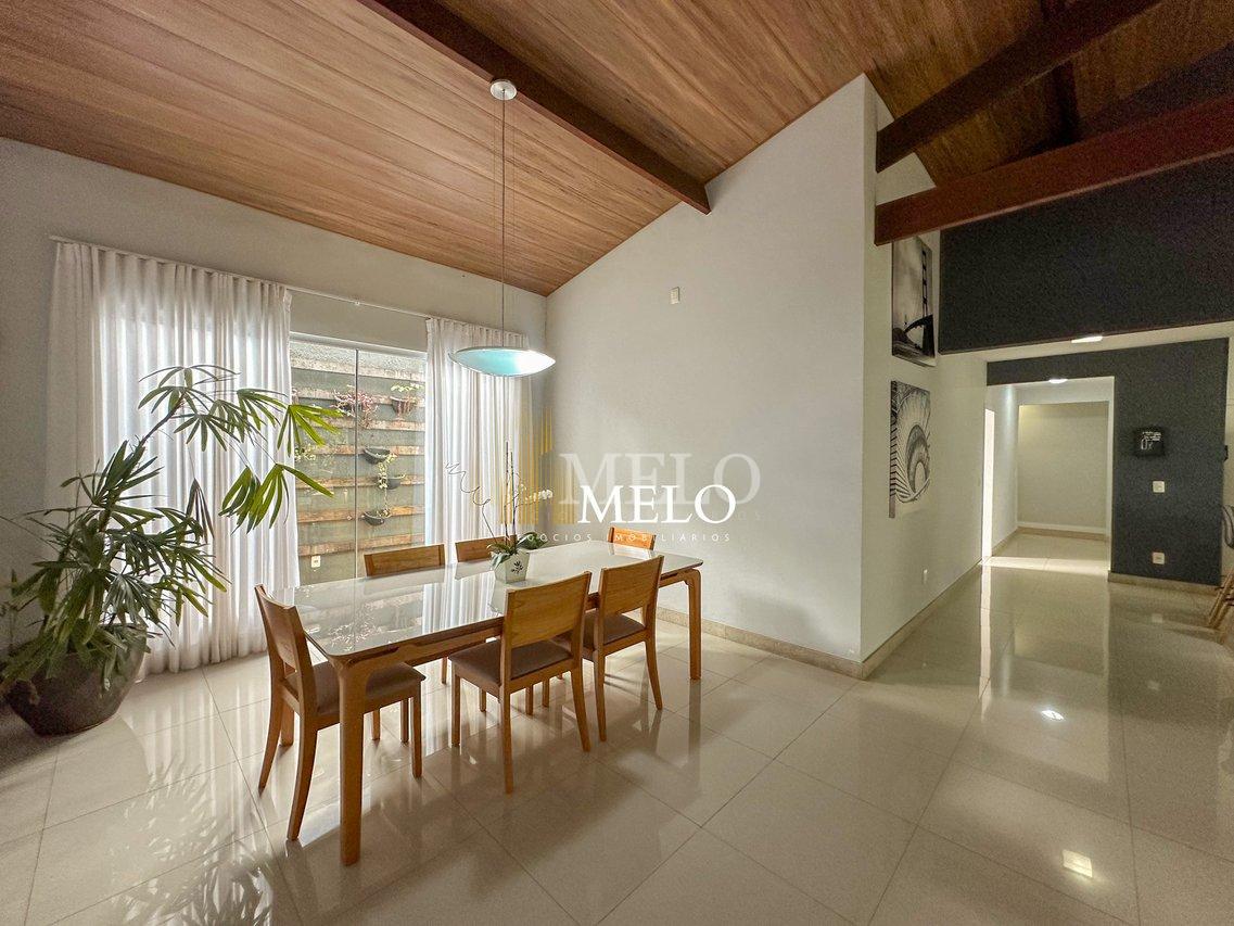Belíssima casa a venda no Trevo/Pampulha por R$2.000.000,00 - Belo Horizonte - 