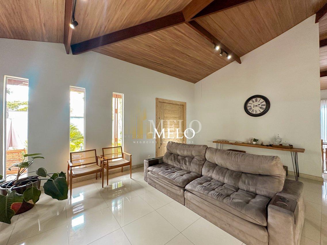 Belíssima casa a venda no Trevo/Pampulha por R$2.000.000,00 - Belo Horizonte - 
