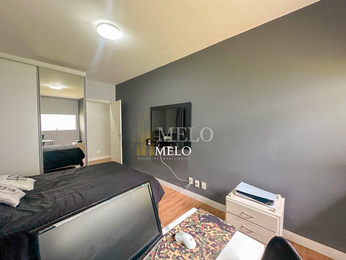 Belíssima casa a venda no Trevo/Pampulha por R$2.000.000,00 - Belo Horizonte - 