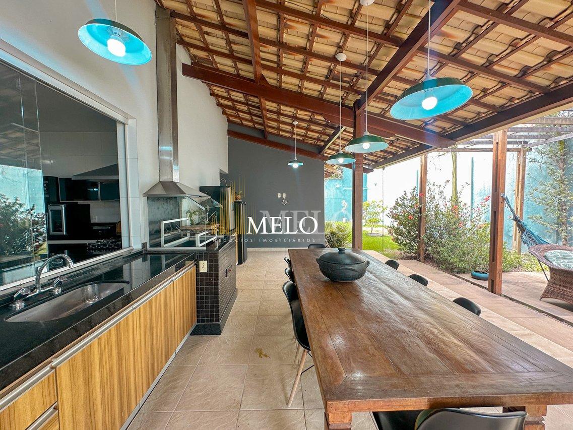 Belíssima casa a venda no Trevo/Pampulha por R$2.000.000,00 - Belo Horizonte - 
