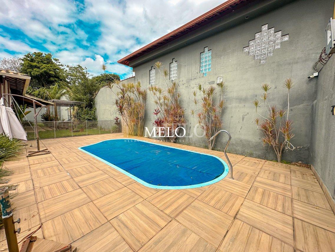 Belíssima casa a venda no Trevo/Pampulha por R$2.000.000,00 - Belo Horizonte - 