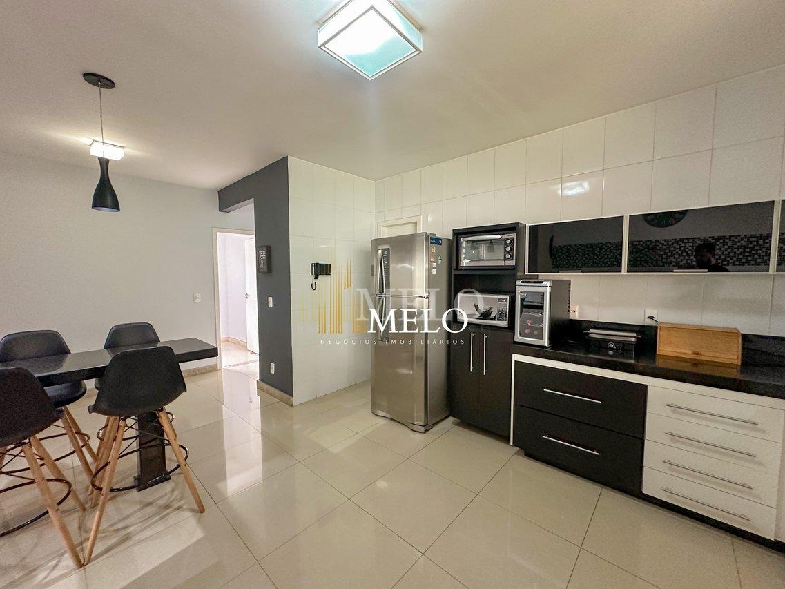 Belíssima casa a venda no Trevo/Pampulha por R$2.000.000,00 - Belo Horizonte - 
