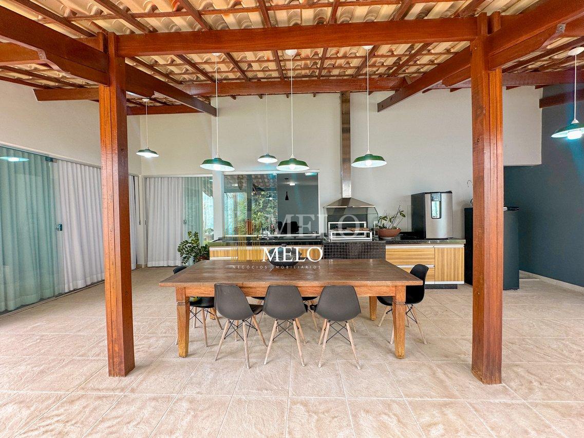 Belíssima casa a venda no Trevo/Pampulha por R$2.000.000,00 - Belo Horizonte - 
