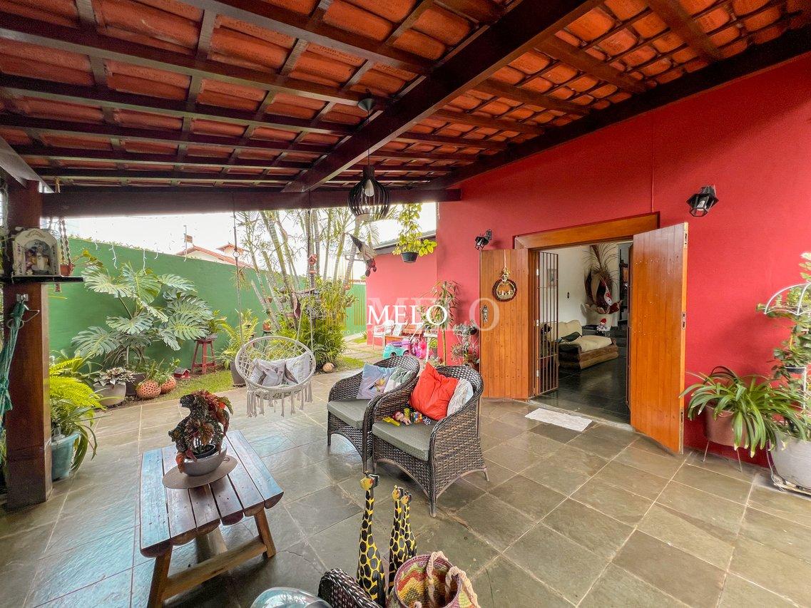 Belíssima casa a venda no Santa Amélia por R$1.990.000,00 - Belo Horizonte - 