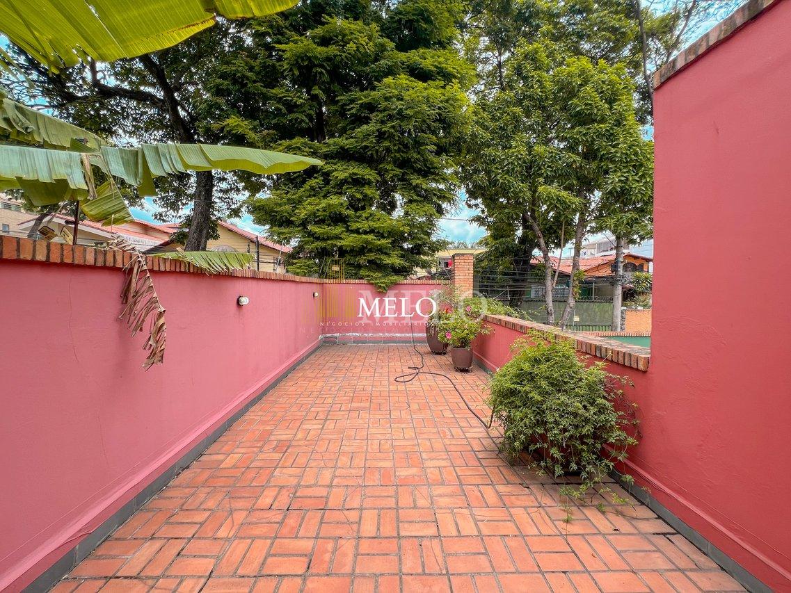 Belíssima casa a venda no Santa Amélia por R$1.990.000,00 - Belo Horizonte - 