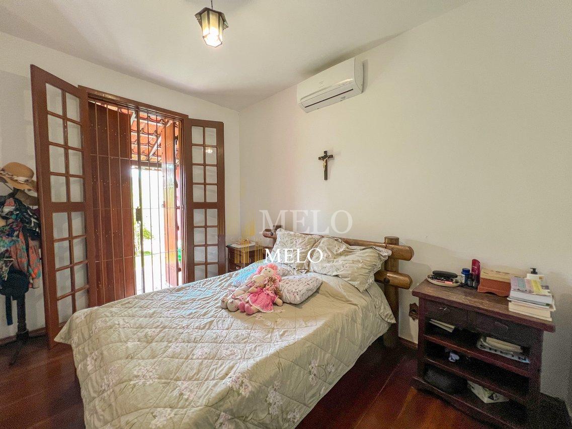 Belíssima casa a venda no Santa Amélia por R$1.990.000,00 - Belo Horizonte - 