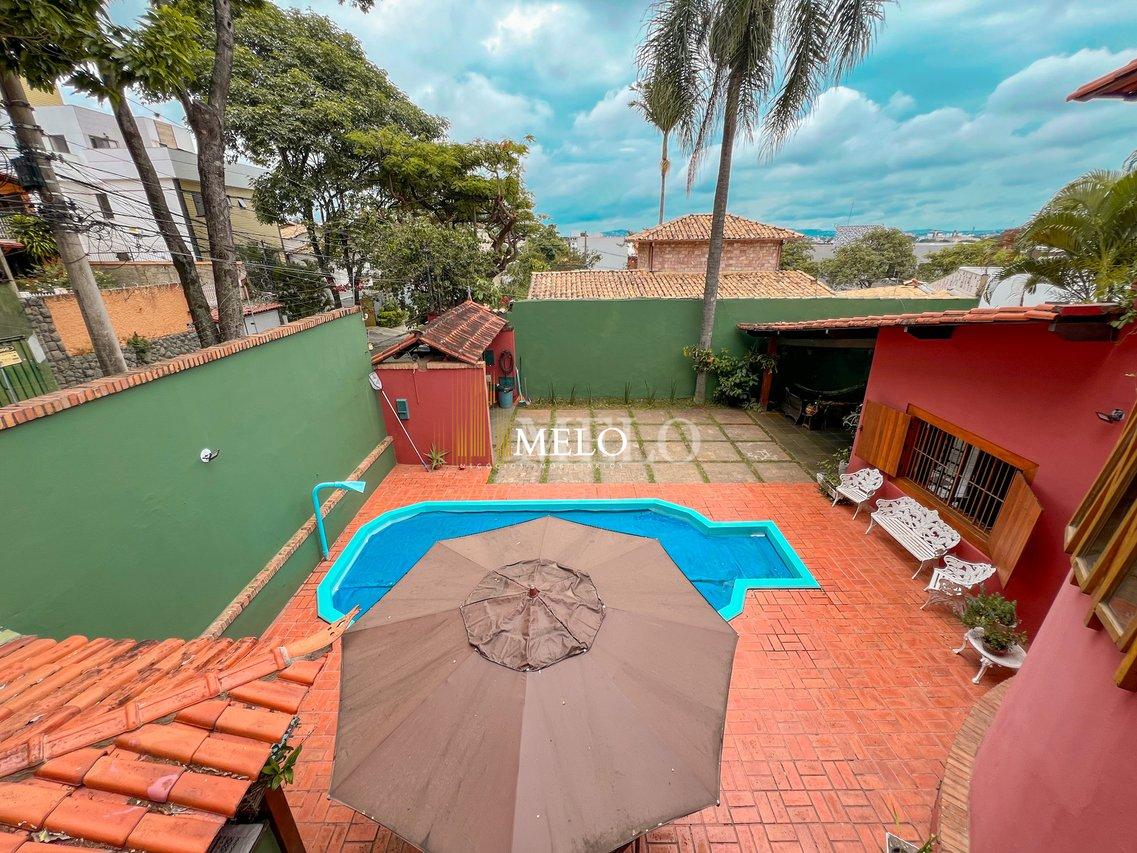Belíssima casa a venda no Santa Amélia por R$1.990.000,00 - Belo Horizonte - 