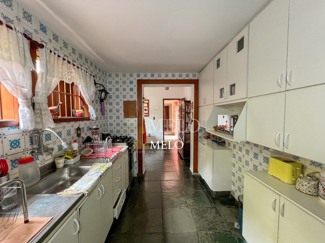 Belíssima casa a venda no Santa Amélia por R$1.990.000,00 - Belo Horizonte - 