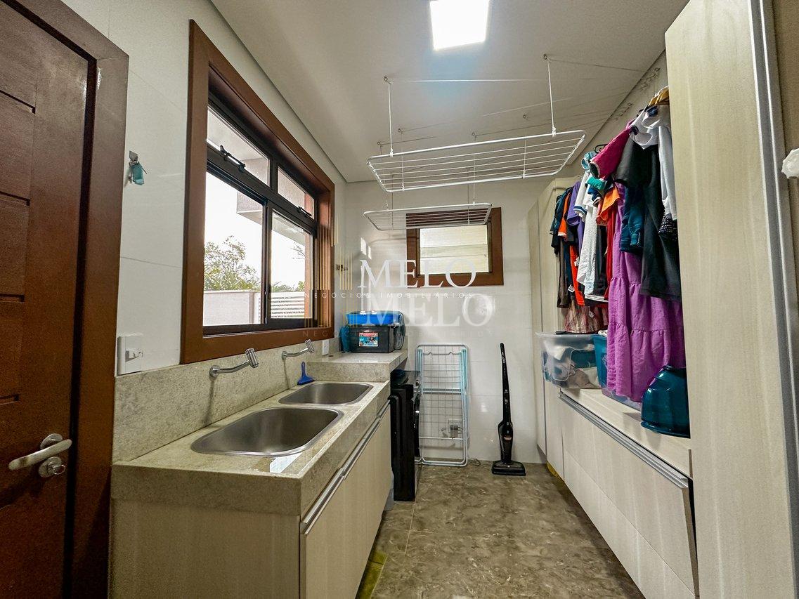 Lindíssima casa para venda e locacação condomínio Alphaville Vespasiano - Vespasiano - 