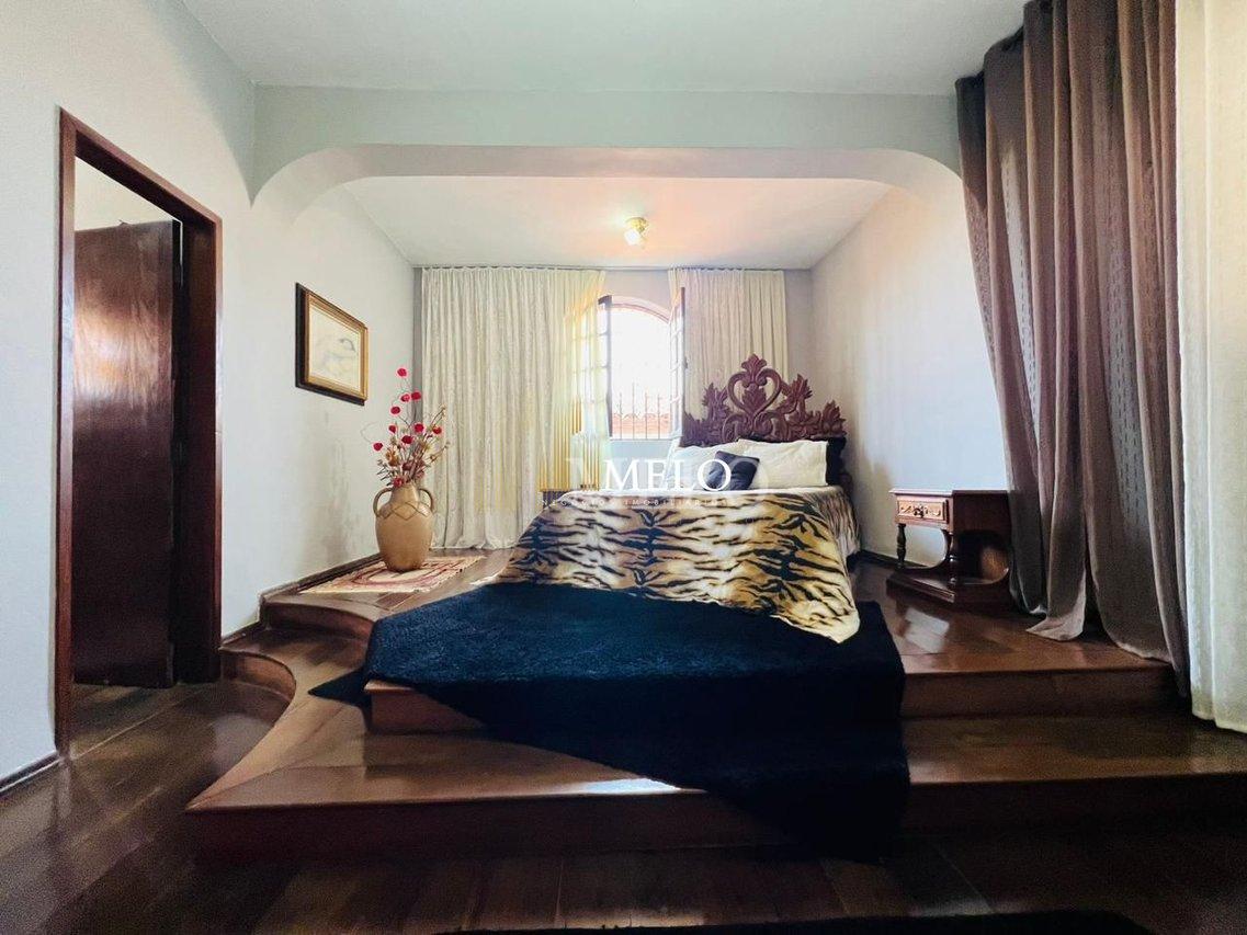 Belíssima casa 04 quartos a venda no Santa Amélia por R$ 1.300.000,00 - Belo Horizonte - 