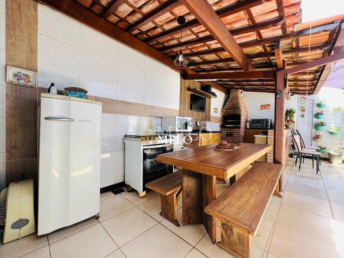 Belíssima casa 04 quartos a venda no Santa Amélia por R$ 1.300.000,00 - Belo Horizonte - 