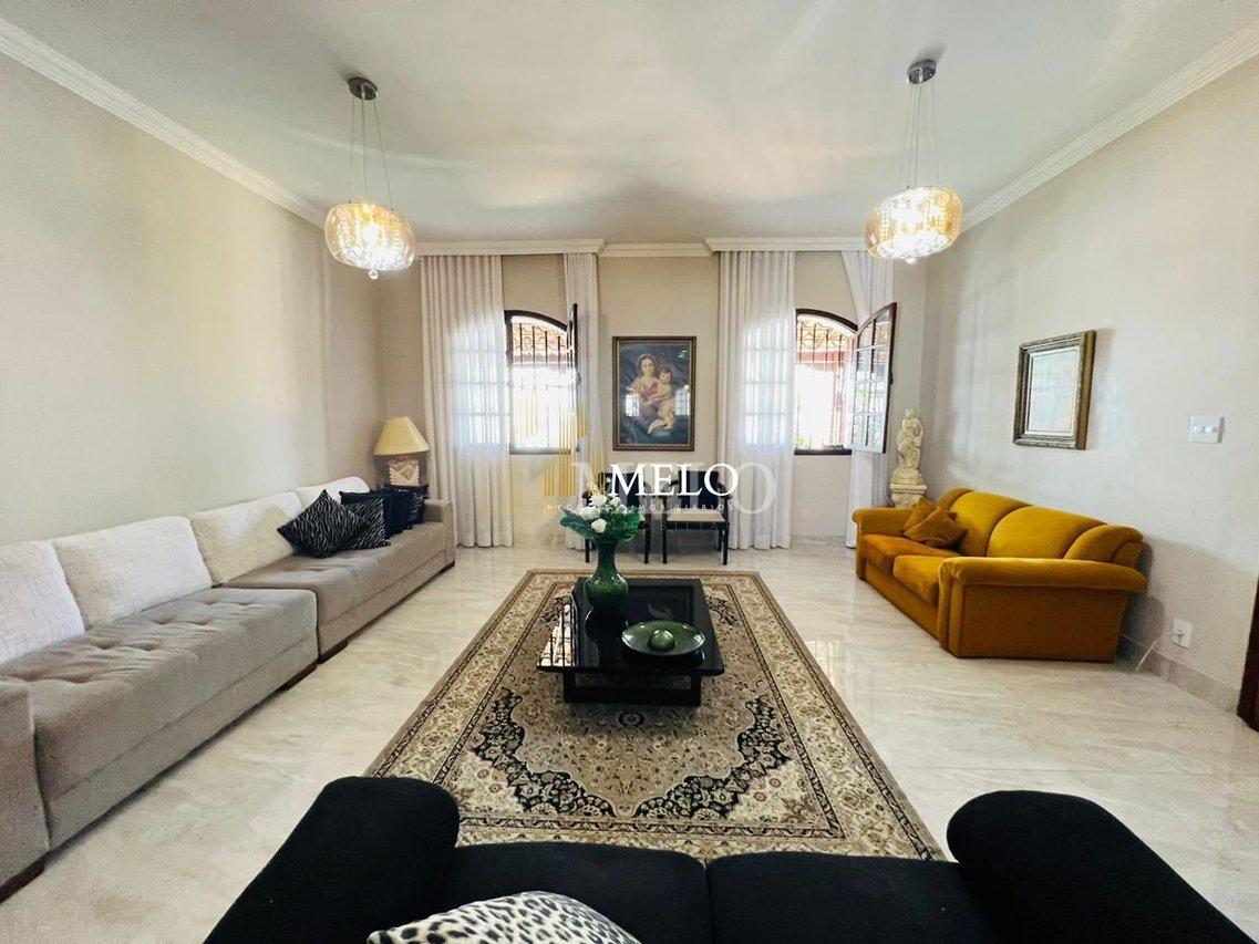Belíssima casa 04 quartos a venda no Santa Amélia por R$ 1.300.000,00 - Belo Horizonte - 