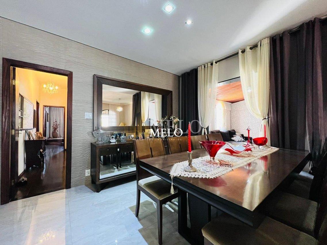 Belíssima casa 04 quartos a venda no Santa Amélia por R$ 1.300.000,00 - Belo Horizonte - 