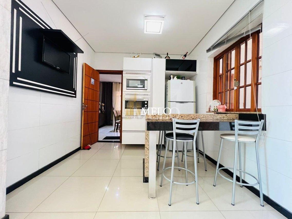Belíssima casa 04 quartos a venda no Santa Amélia por R$ 1.300.000,00 - Belo Horizonte - 