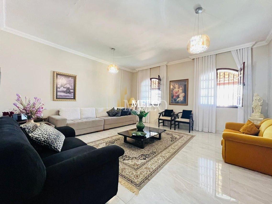 Belíssima casa 04 quartos a venda no Santa Amélia por R$ 1.300.000,00 - Belo Horizonte - 