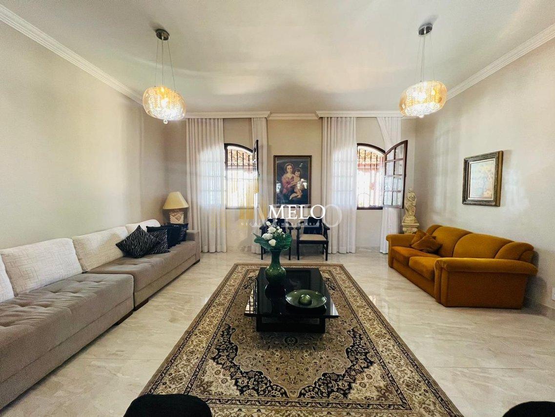 Belíssima casa 04 quartos a venda no Santa Amélia por R$ 1.300.000,00 - Belo Horizonte - 