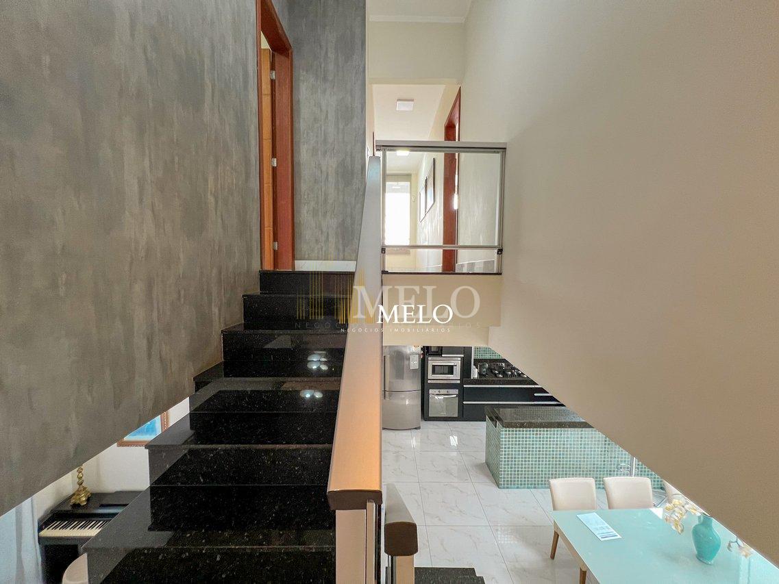 Belíssima casa a venda no TREVO por R$1.420.000,00 - Belo Horizonte - 