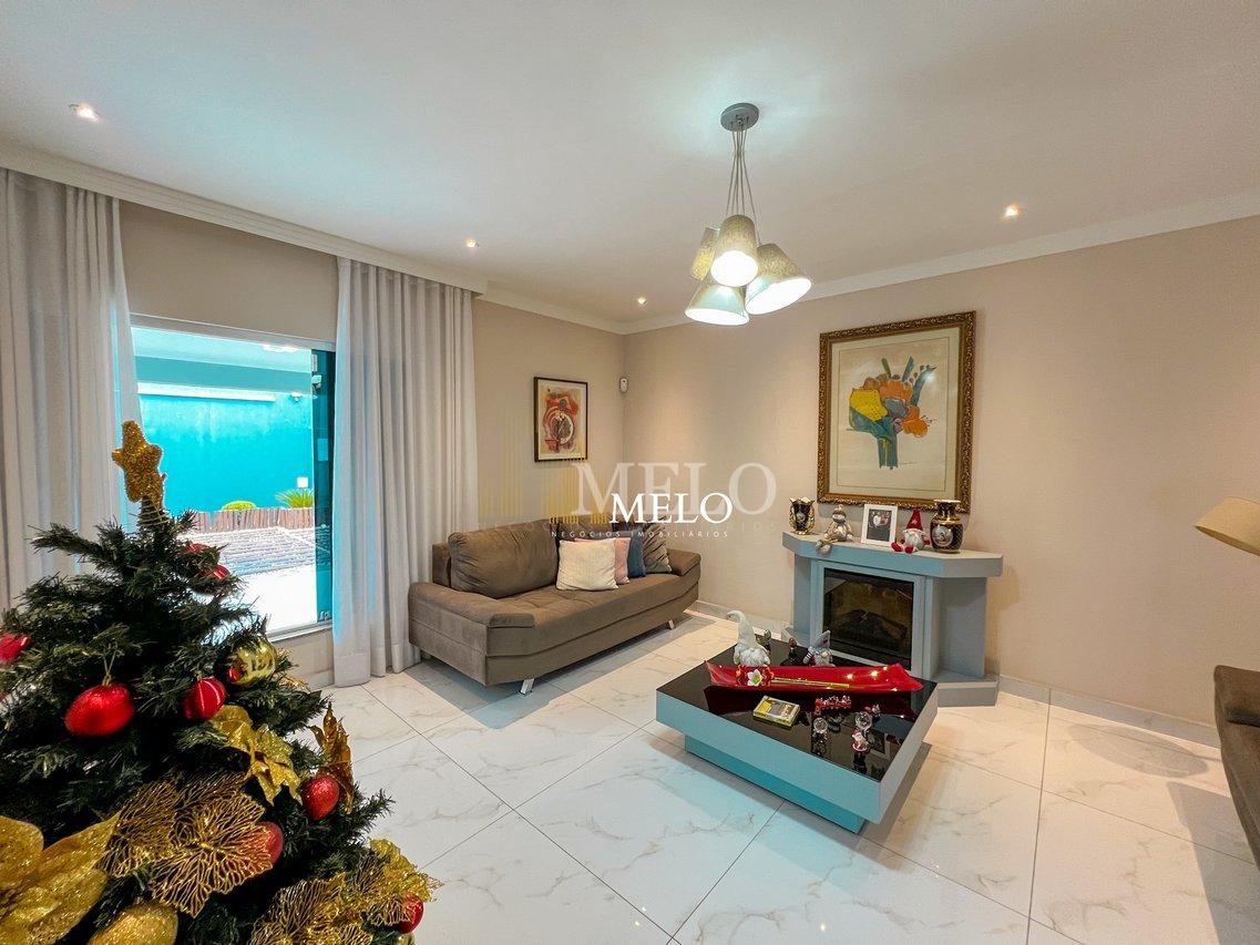 Belíssima casa a venda no TREVO por R$1.420.000,00 - Belo Horizonte - 