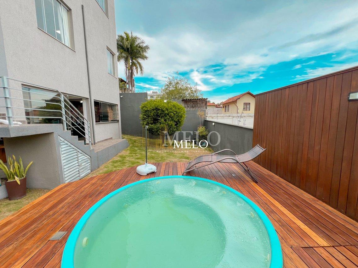 Belíssima casa a venda no TREVO por R$1.420.000,00 - Belo Horizonte - 