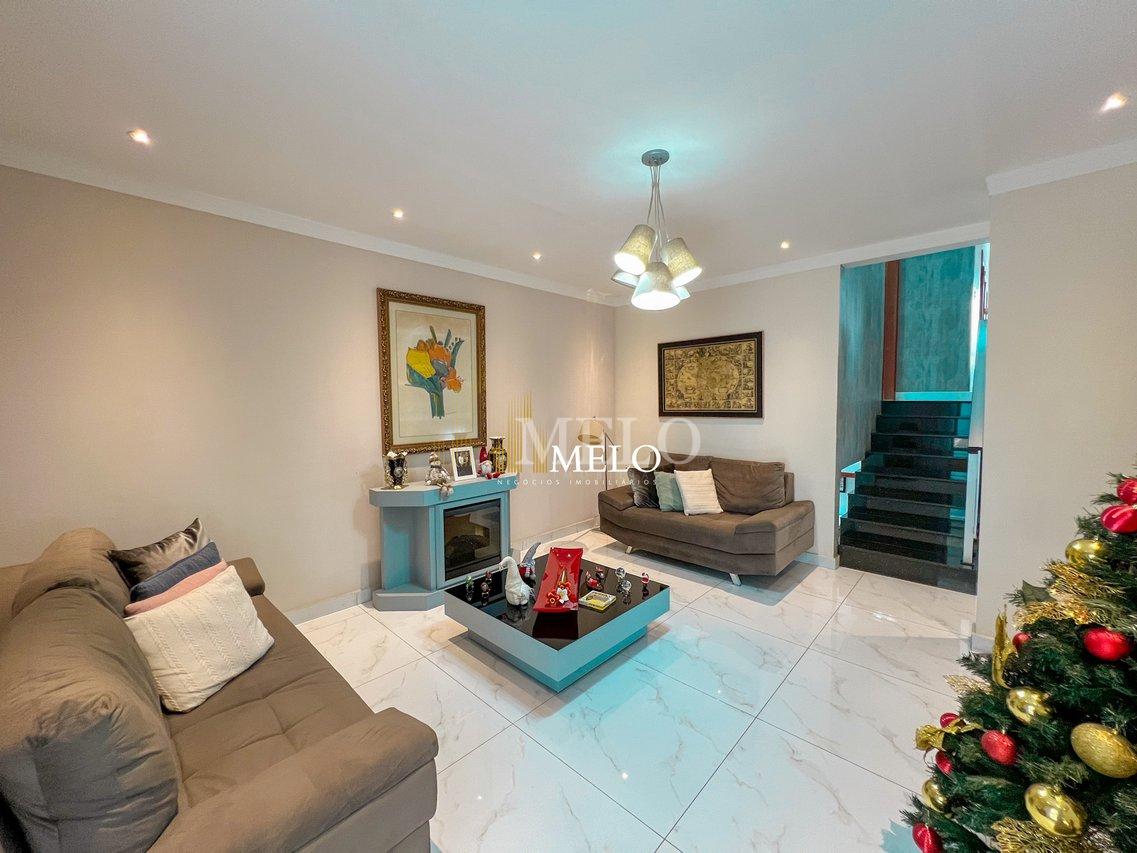 Belíssima casa a venda no TREVO por R$1.420.000,00 - Belo Horizonte - 