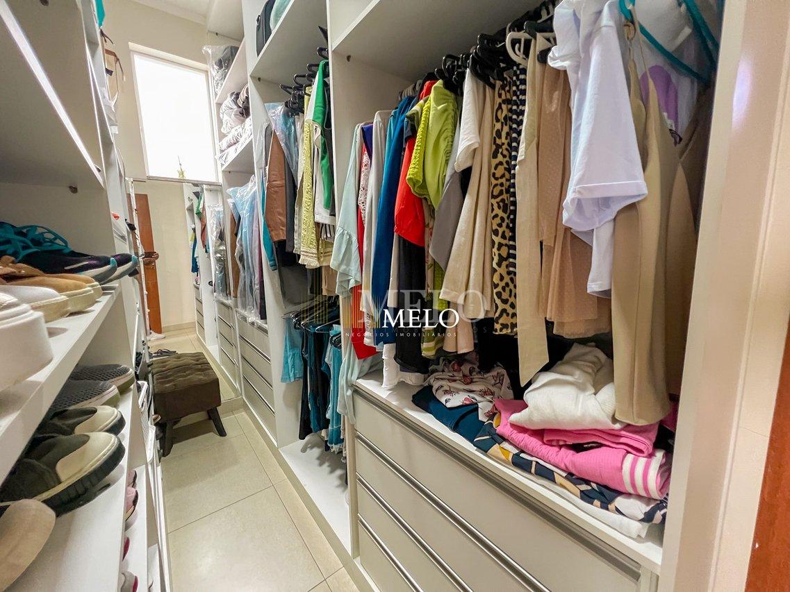 Belíssima casa a venda no TREVO por R$1.420.000,00 - Belo Horizonte - 