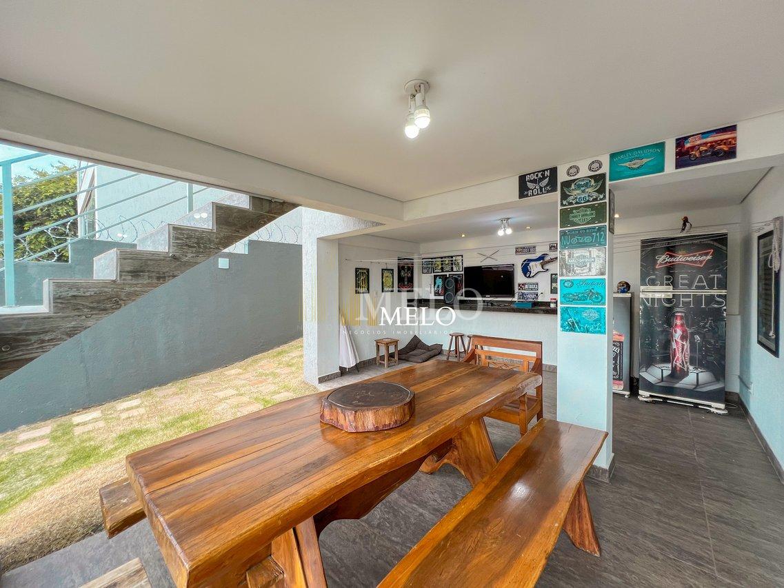 Belíssima casa a venda no TREVO por R$1.420.000,00 - Belo Horizonte - 