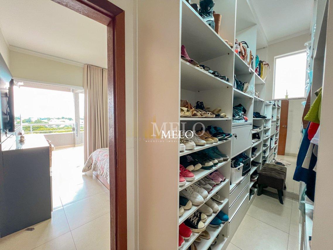 Belíssima casa a venda no TREVO por R$1.420.000,00 - Belo Horizonte - 