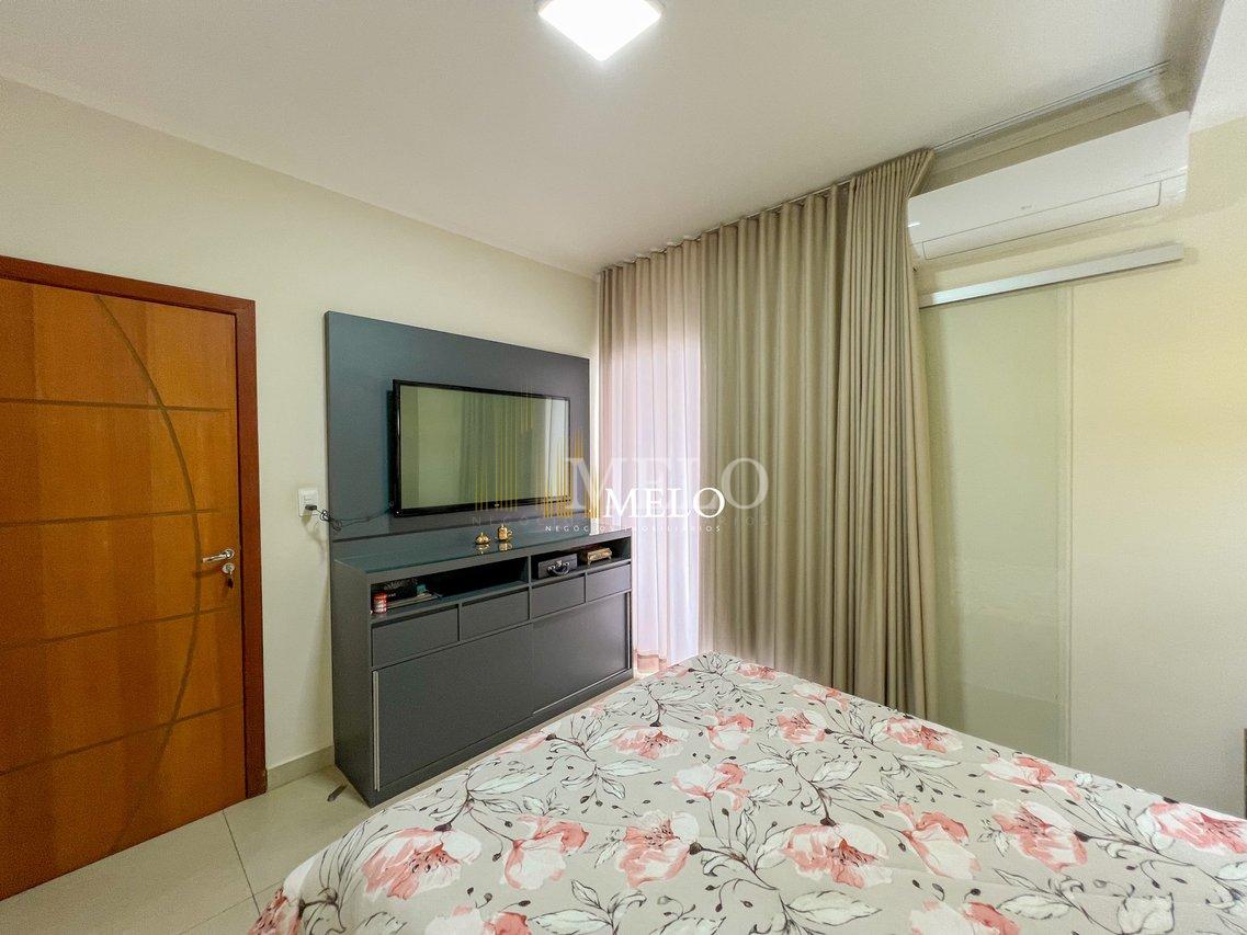 Belíssima casa a venda no TREVO por R$1.420.000,00 - Belo Horizonte - 