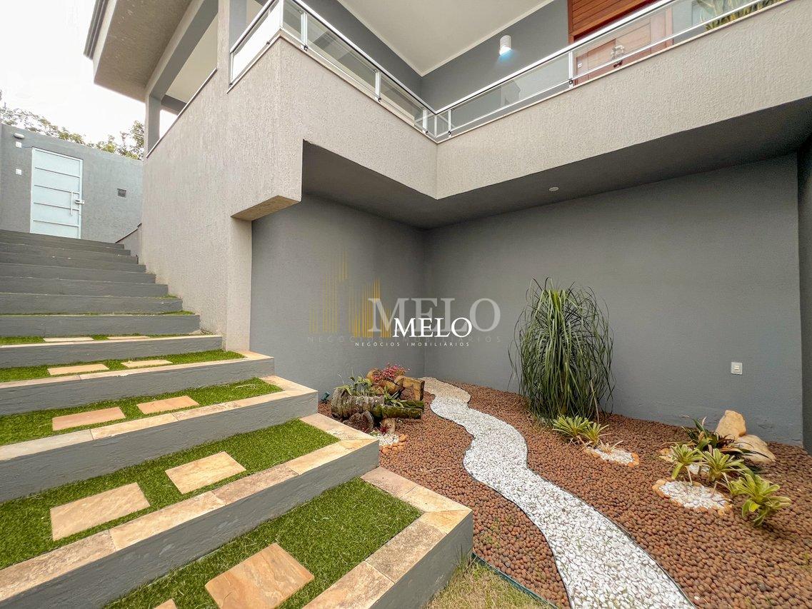 Belíssima casa a venda no TREVO por R$1.420.000,00 - Belo Horizonte - 