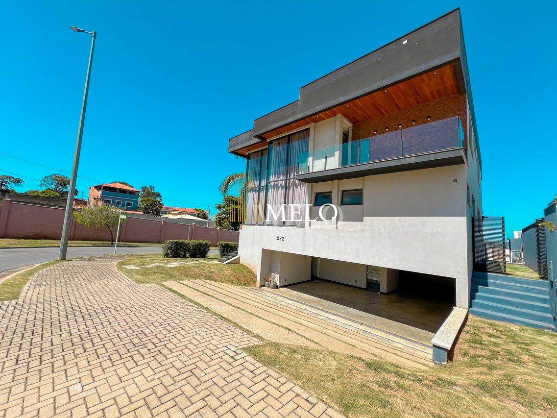 Lindíssima casa para venda e locacação condomínio Alphaville Vespasiano Rua Ribeirão das Neves Vespasiano - 