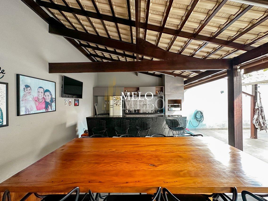 Belíssima casa de dois pavimentos a venda no Trevo por R$ 1.390.000,00 - Belo Horizonte - 