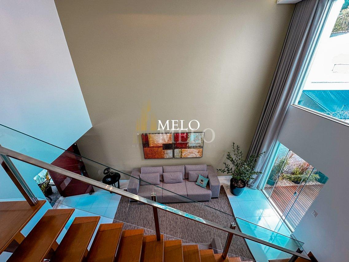 Belíssima casa de dois pavimentos a venda no Trevo por R$ 1.390.000,00 - Belo Horizonte - 