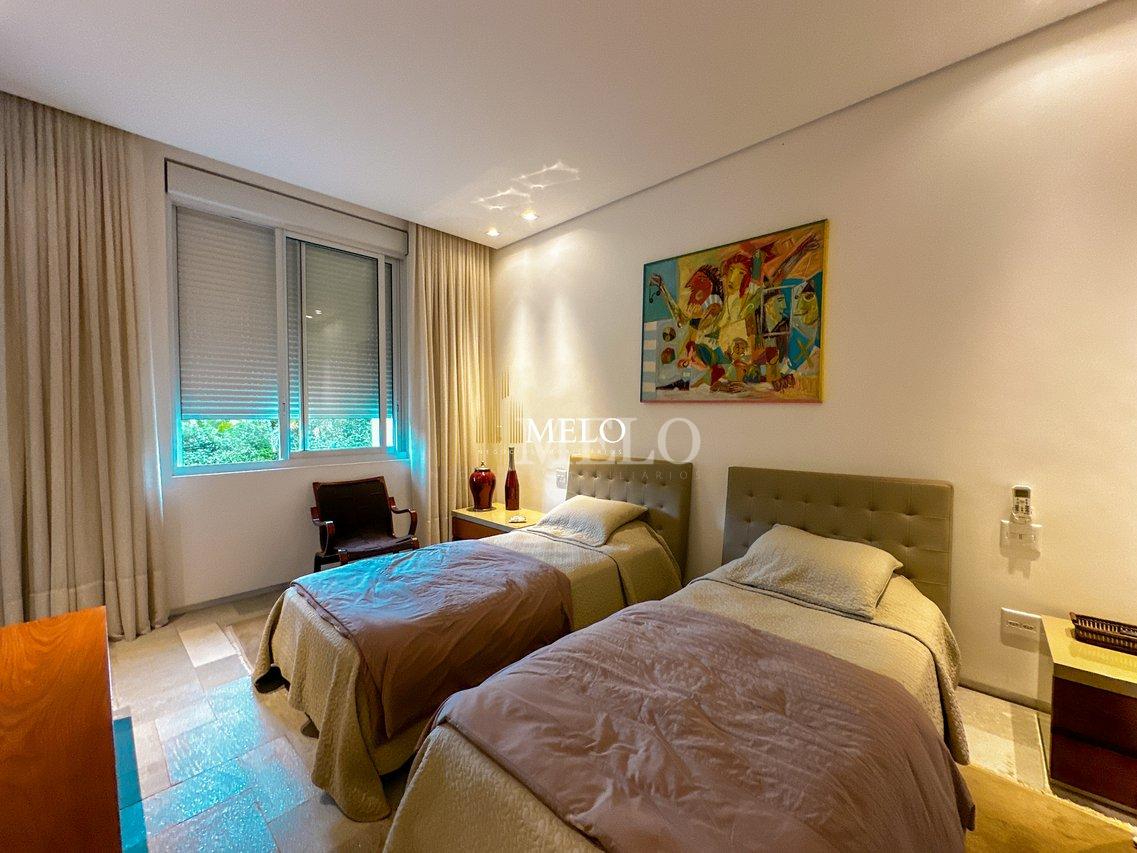 Belíssima Casa no condomínio amendoeiras a venda no por R$18.000.000,00 - Lagoa Santa - 