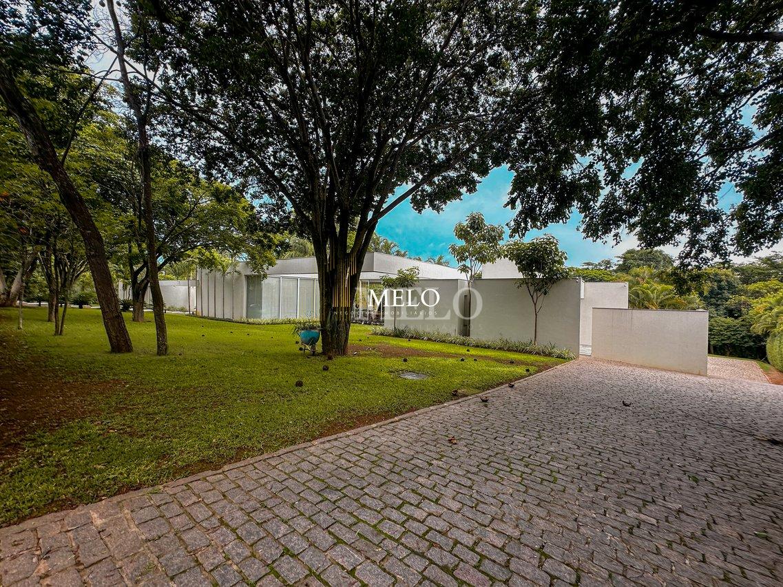 Belíssima Casa no condomínio amendoeiras a venda no por R$18.000.000,00 - Lagoa Santa - 