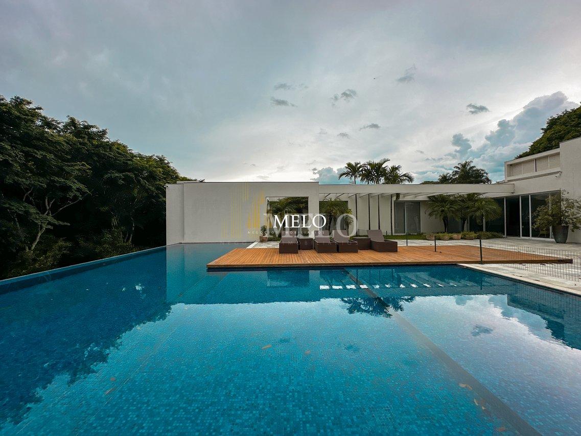 Belíssima Casa no condomínio amendoeiras a venda no por R$18.000.000,00 - Lagoa Santa - 