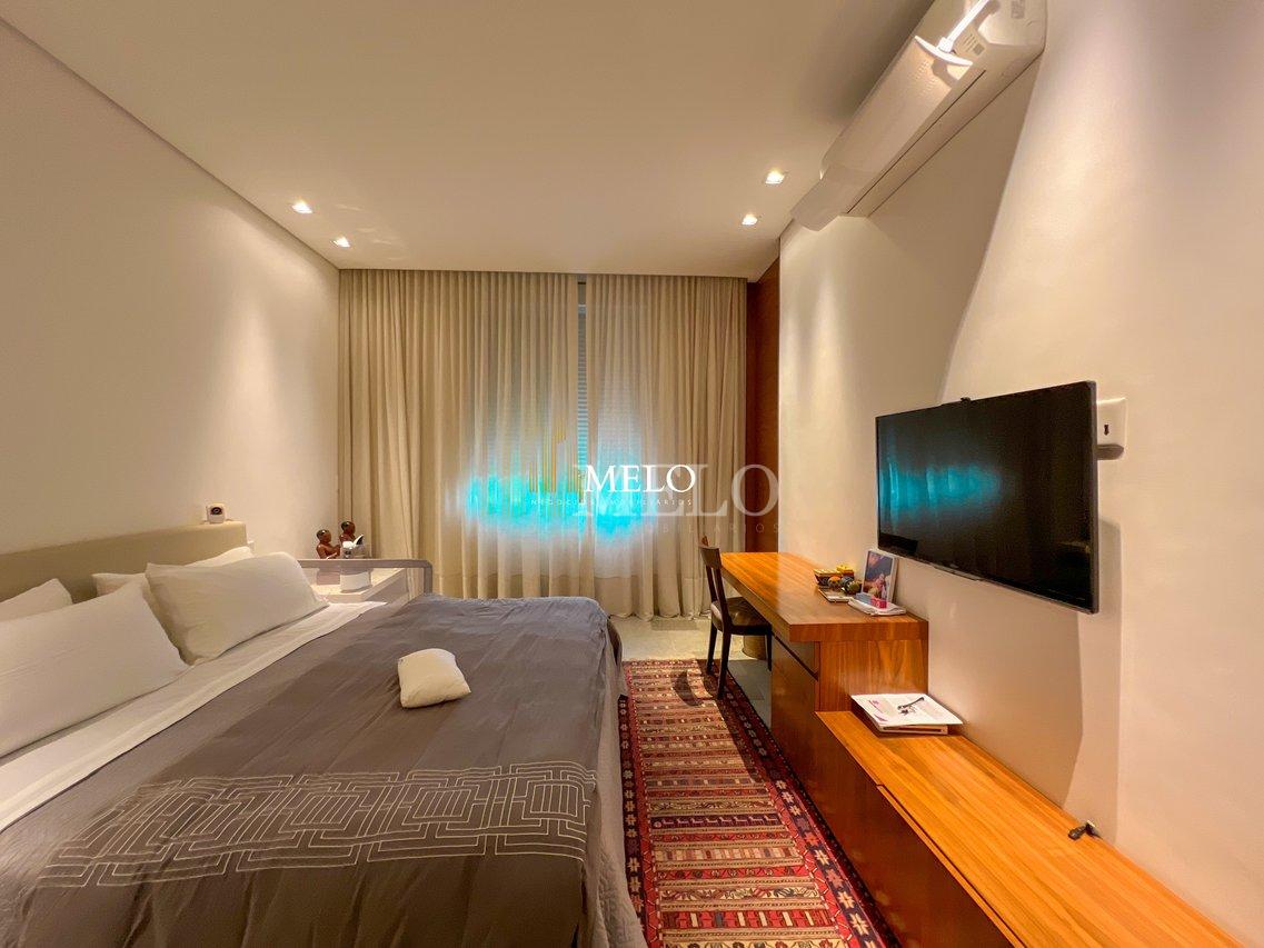 Belíssima Casa no condomínio amendoeiras a venda no por R$18.000.000,00 - Lagoa Santa - 