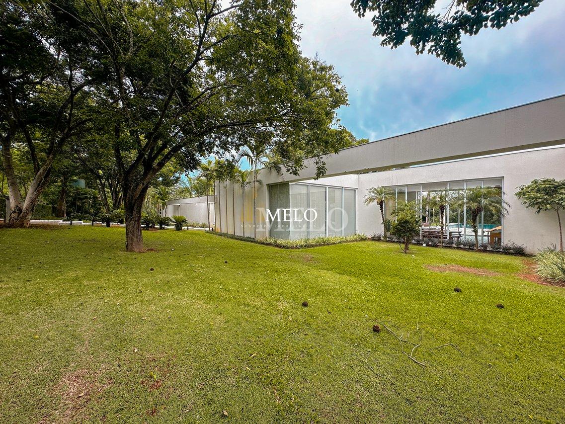 Belíssima Casa no condomínio amendoeiras a venda no por R$18.000.000,00 - Lagoa Santa - 