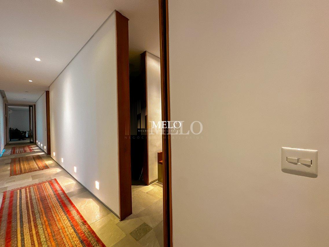 Belíssima Casa no condomínio amendoeiras a venda no por R$18.000.000,00 - Lagoa Santa - 