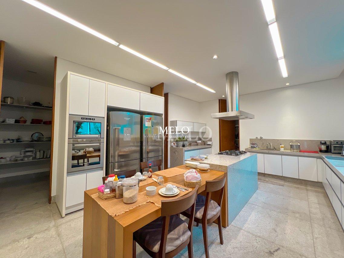 Belíssima Casa no condomínio amendoeiras a venda no por R$18.000.000,00 - Lagoa Santa - 