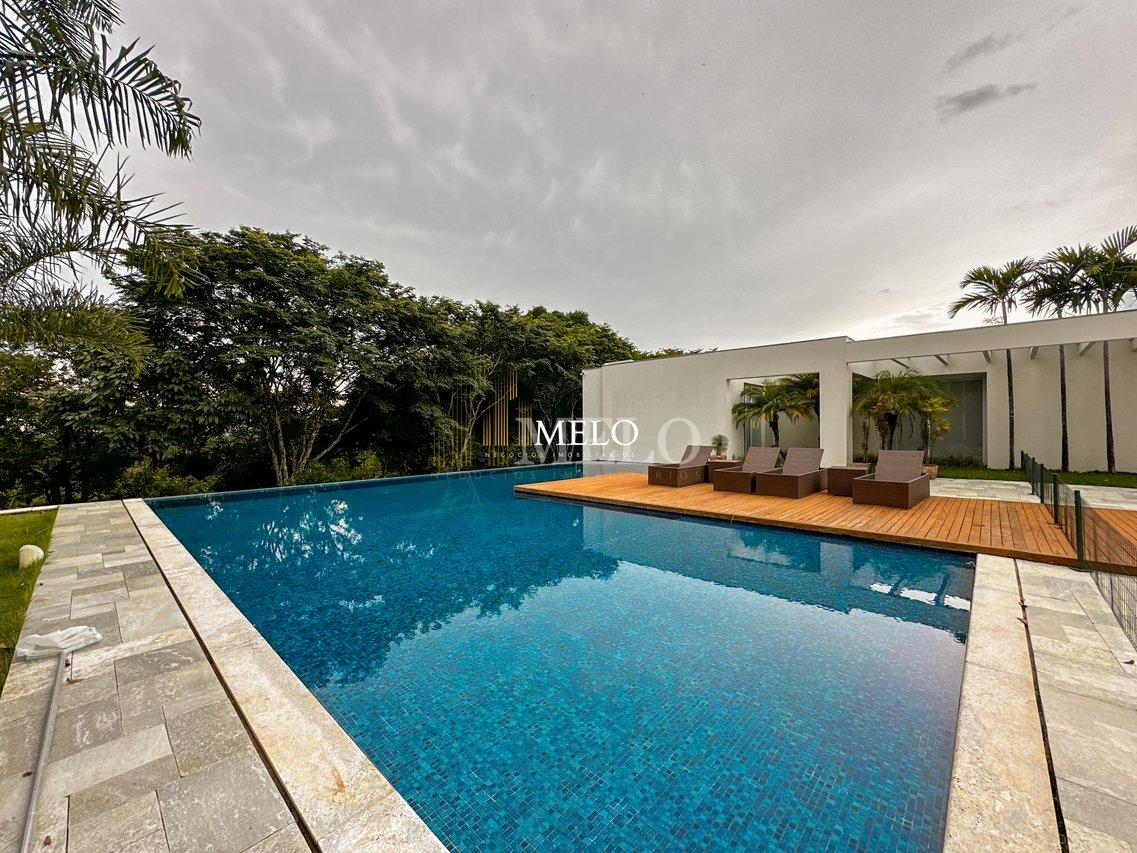 Belíssima Casa no condomínio amendoeiras a venda no por R$18.000.000,00 - Lagoa Santa - 