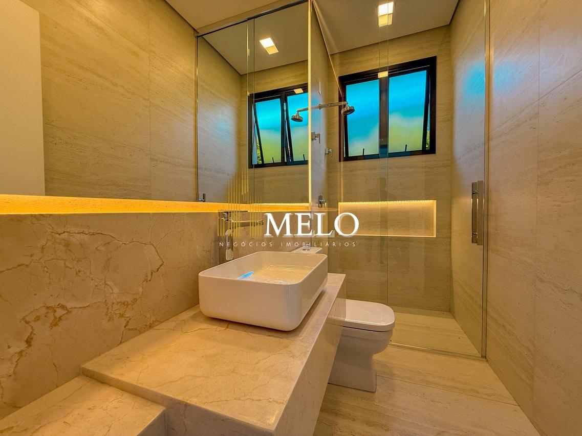 Linda Casa a Venda no Condomínio GranPark Toscana por R$ 2.100.000,00 - Vespasiano - 