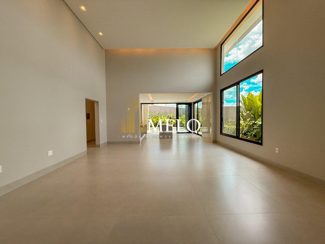 Linda Casa a Venda no Condomínio GranPark Toscana por R$ 2.100.000,00 - Vespasiano - 
